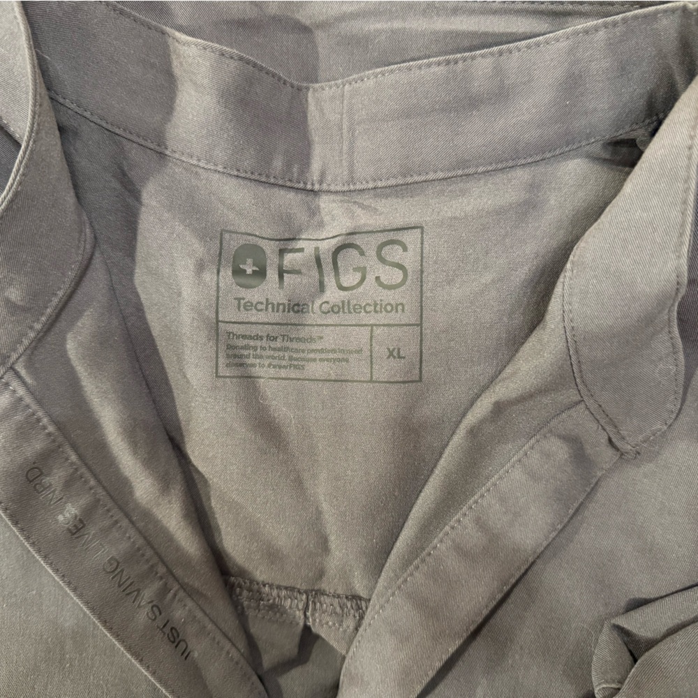 Figs Charcoal Scrub Set - Picture 4 of 7
